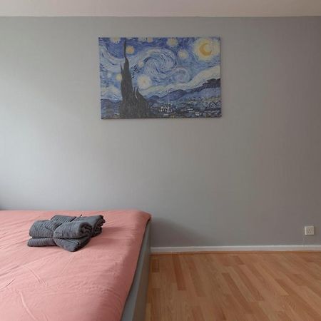 Lovely 2-Bed 20 Mins To Central Londres Extérieur photo
