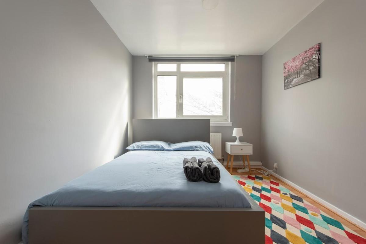 Lovely 2-Bed 20 Mins To Central Londres Extérieur photo
