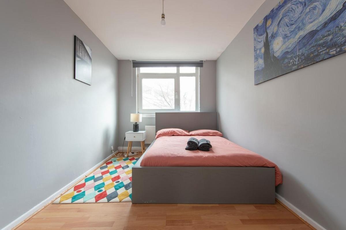 Lovely 2-Bed 20 Mins To Central Londres Extérieur photo