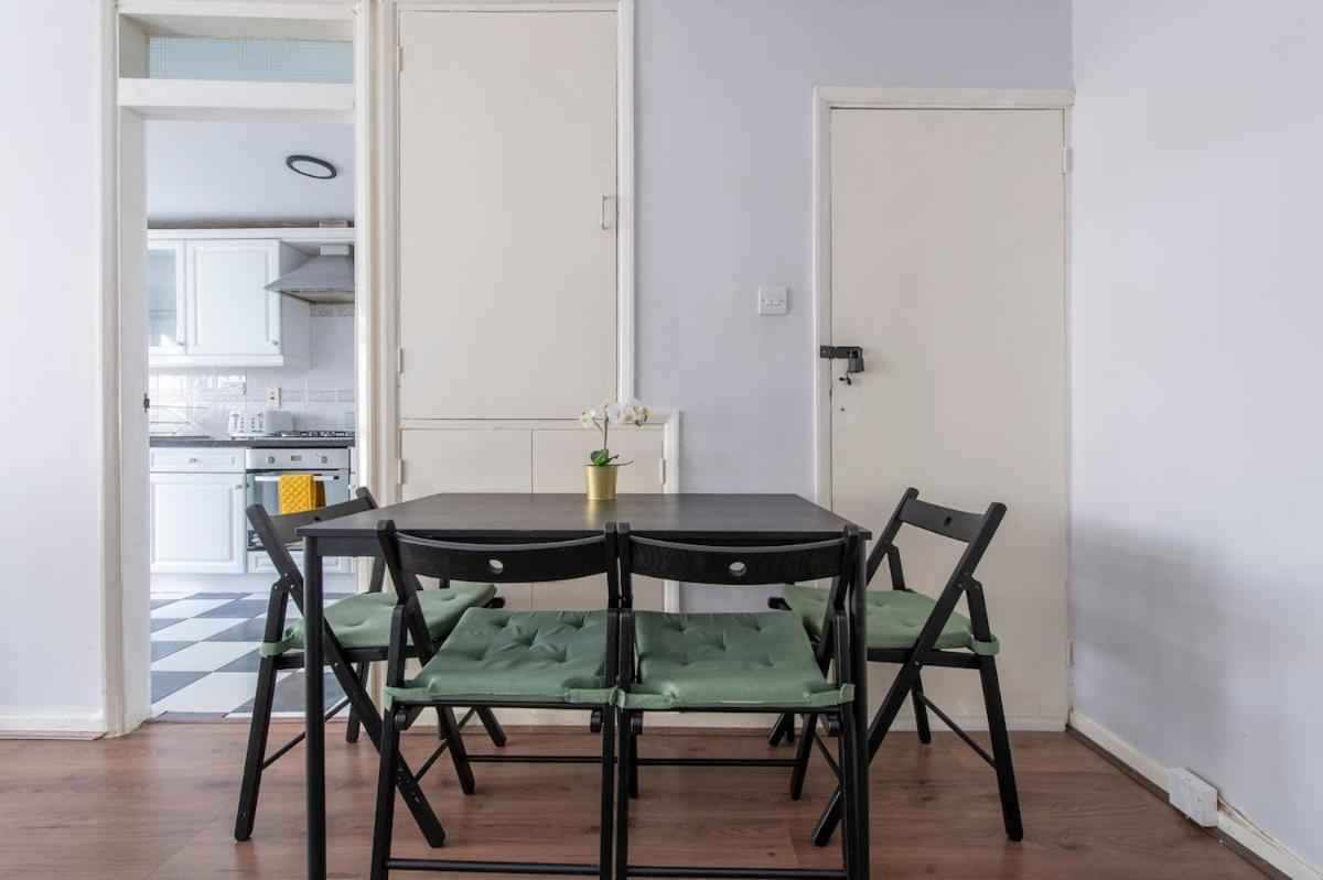 Lovely 2-Bed 20 Mins To Central Londres Extérieur photo